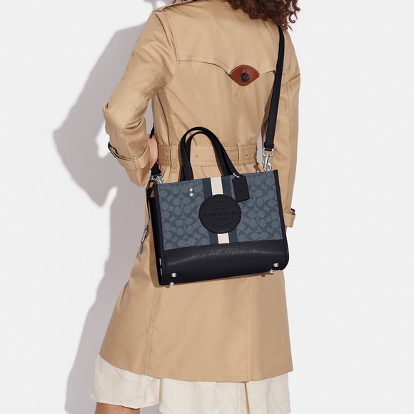 COPY - Dempsey Carryall In Signature Jacquard With Stripe And Coach Patch - Picture 5 of 5